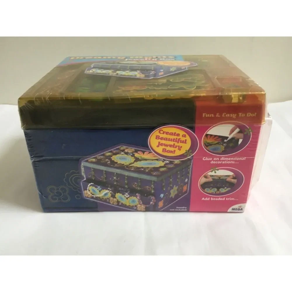 GO GIRLZ BEAD IT SEQUIN IT BOX, DREAMY NIGHTS JEWELRY BOX MEGA 2006